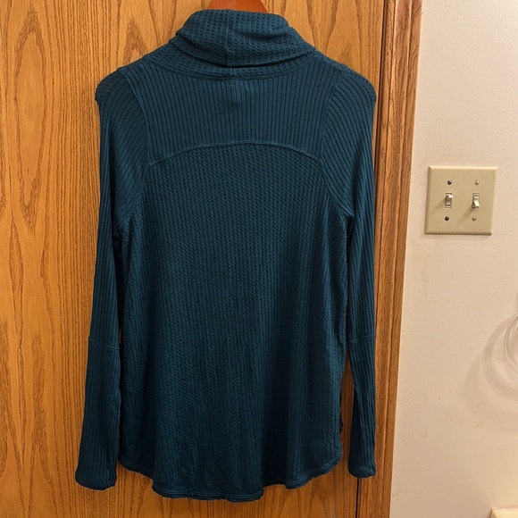 Free People We The Free Kristina Long Sleeve Thermal in Green - Picture 6 of 6